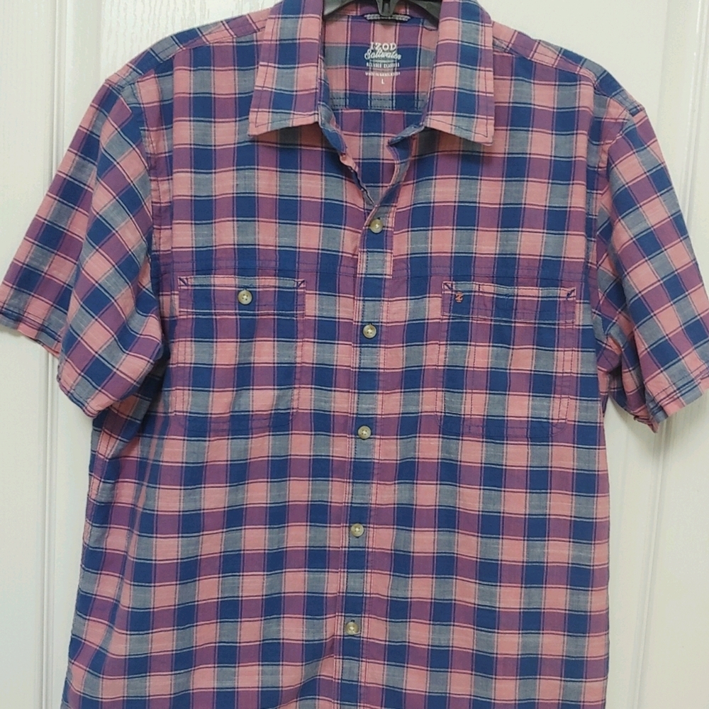 IZOD Saltwater.  Pink Plaid Short Sleeve Shirt.  size Large